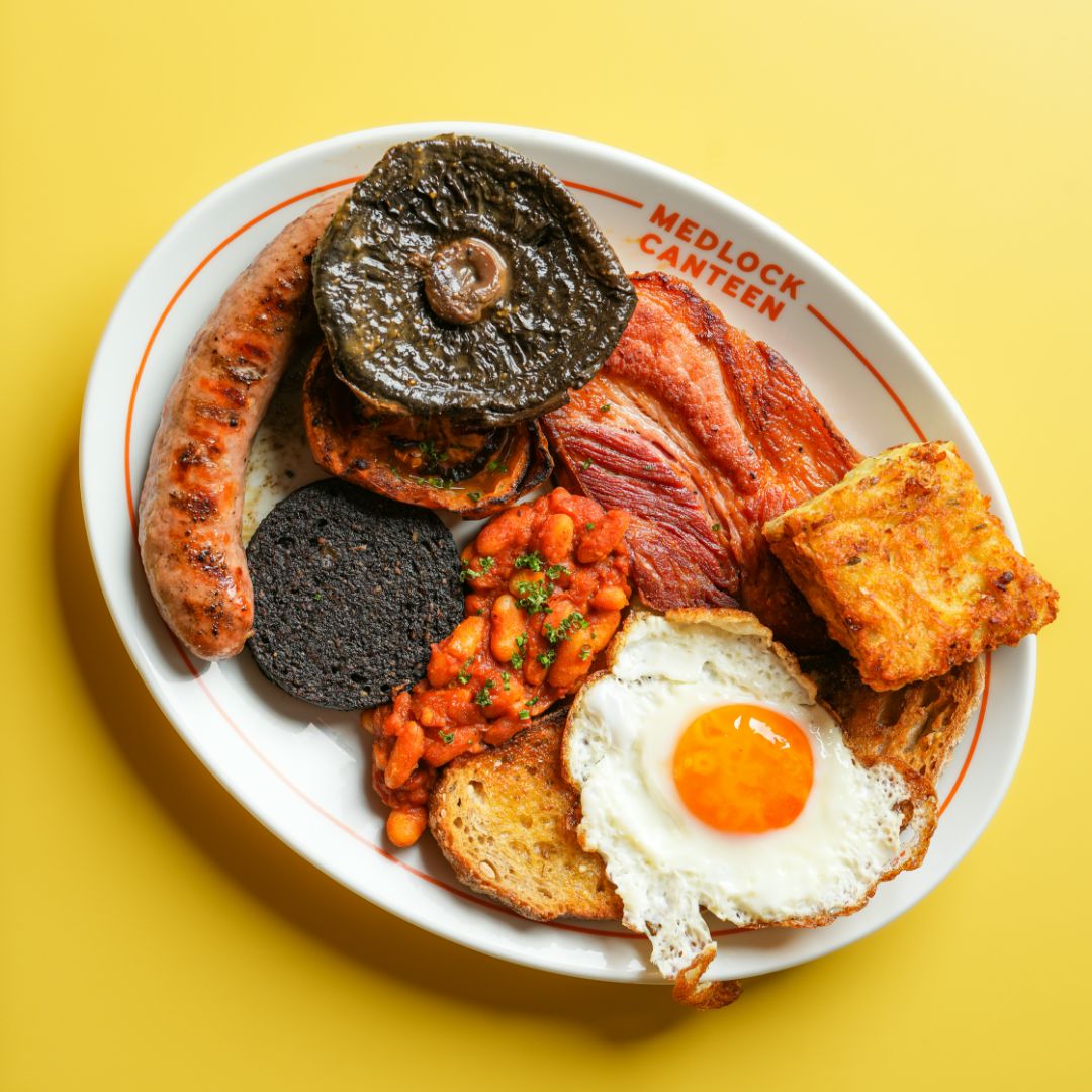 Truly unique new bistro concept Medlock Canteen opens its doors in New Jackson today, offering dishes ‘you know and love to eat’, combining the classic comforts of an American Diner with the ambience of a Parisian Bistro. #EatMCR #ManchesterFoodie