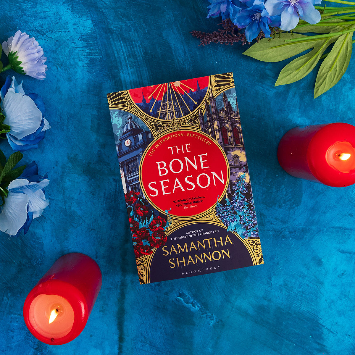 ✨ The Bone Season – <a href="/say_shannon/">Samantha Shannon (Updates Only)</a>

A lavishly reimagined tenth anniversary edition of the first novel in the sensational Bone Season series, by the Sunday Times and New York Times-bestselling author of The Priory of the Orange Tree.

Read more: bloomsbury.com/uk/bone-season…