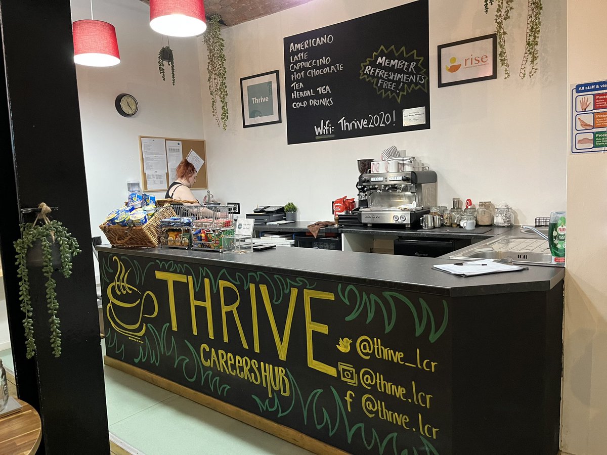 Lovely to visit Thrive Careers Hub in Liverpool this morning and hear about the support they provide to care experienced young people around careers and getting their voices heard @thrive_lcr @nlcbf @ypbmf