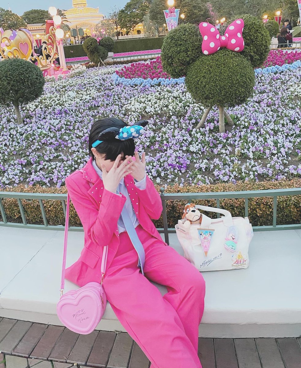 2ixp2's tweet photo. パルパルーザ🩵🩷🩵🩷
ミニーちゃんのファンダーランド素敵すぎた🥹 https://t.co/vNxYq8bhda