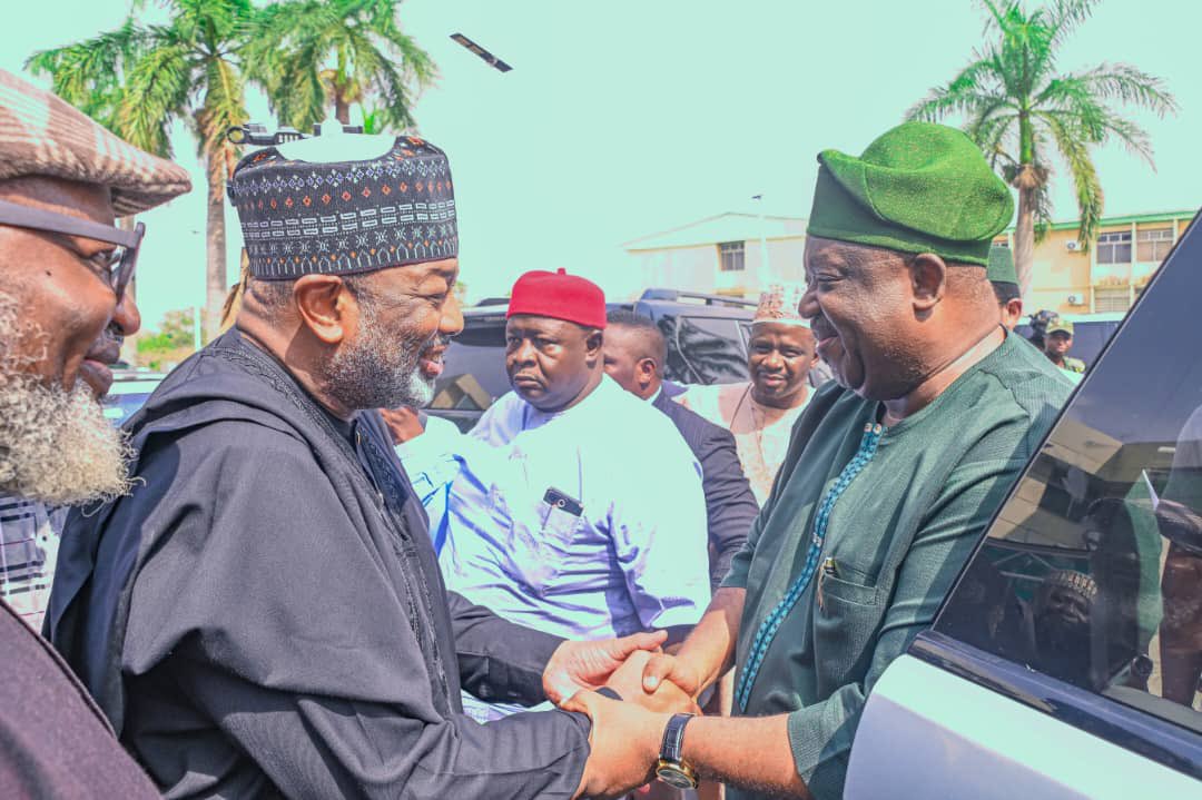 CalebMutfwang's tweet photo. Agriculture can be identified as a pivotal sector for overcoming the state's developmental hurdles.

I paid a visit to the Minister of Agriculture and Food Security, Sen. Abubakar Kyari, in Abuja, and I used the opportunity to express my optimism that tapping into the states agricultural potential could address the nation's food security and ongoing food crisis.

Plateau's favorable climate for farming is a boon, and efforts are underway to enhance production of commodities like Irish potatoes, coffee, and beef for export.

Agriculture is no longer a mere talking point on the Plateau; it's a critical endeavor. Our future hinges on our agricultural success, and we're approaching it with renewed vigor this year.
