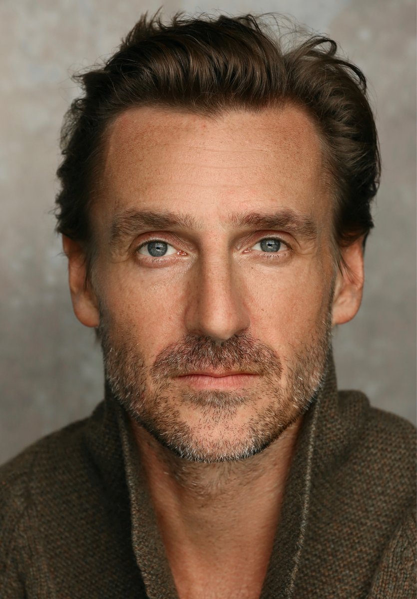 The brand new limited series, 'We Were the Lucky Ones', premieres today, with the first three episodes now available to stream on @Hulu. Featuring Richard Keep as Captain Paul Moyelle. 
#WeWereTheLuckyOnes #RichardKeep #Hulu