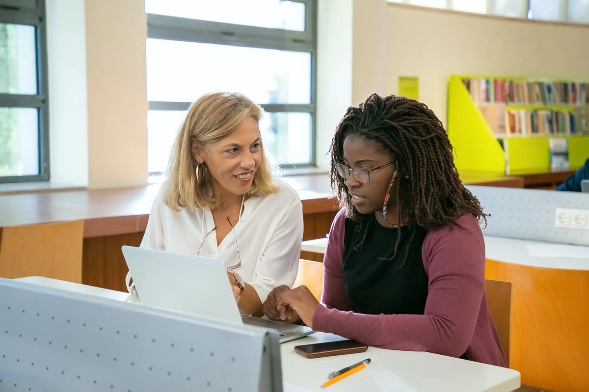 Diversity and inclusion are huge topics within the further education sector and formed the basis of conversation at the recent Amazing Apprenticeships GENIE Live Conference. mindful-education.co.uk/2024/03/25/ens…