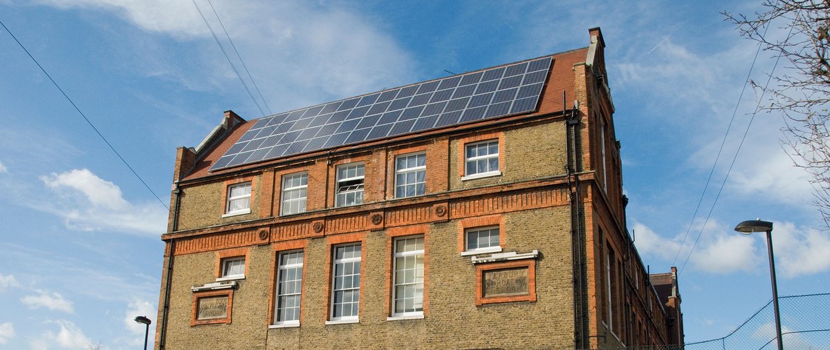 ☀️Our new guidance on installing photovoltaics is now live ➡️ bit.ly/pv-systems Intended for owners and those involved in managing, maintaining, or making changes to historic buildings, this guidance covers considerations when designing and installing #SolarPowerSystems