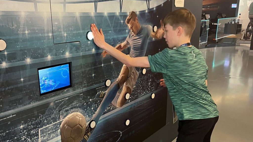 Enjoying the free time in Mallorca 🇪🇸 

Our Under-13s have had a brilliant time at the <a href="/RafaelNadal/">Rafa Nadal</a> Museum, taking part in the reaction challenge, whilst also trying their luck in the <a href="/F1/">Formula 1</a> simulation car! 🏎️

#OnwardTogether | #Mallorca2024