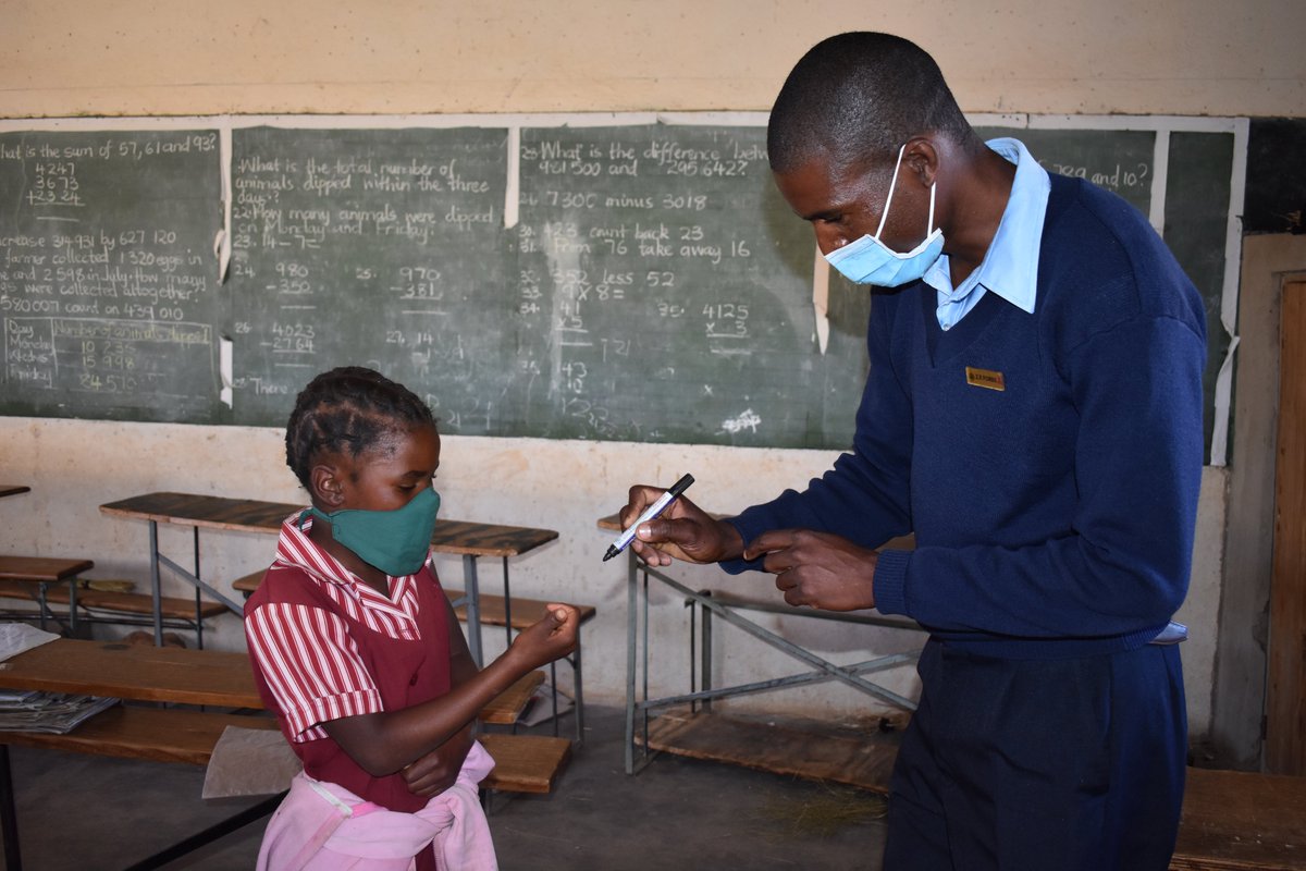 nicholas_alipui's tweet photo. Support UNICEF 🇿🇼 in its commitment to reimagining education. I thank @MoPSEZim, supported by @UKinzimbabwe, for solarizing &amp; aiding greening, e-learning, &amp; clean energy. Also, @KfW_FZ_int, through
@BMZ_Bund, has an evident impact on the school feeding prog.🙏@GPforEducation https://t.co/ifkBaAIHAf