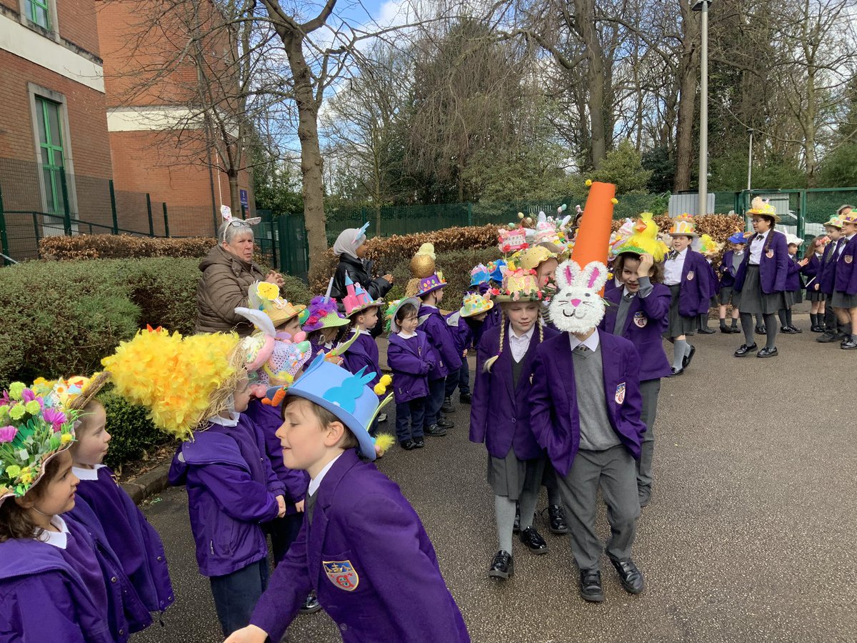 Year 4 loved their Easter Bonnet Parade 🐣 👒