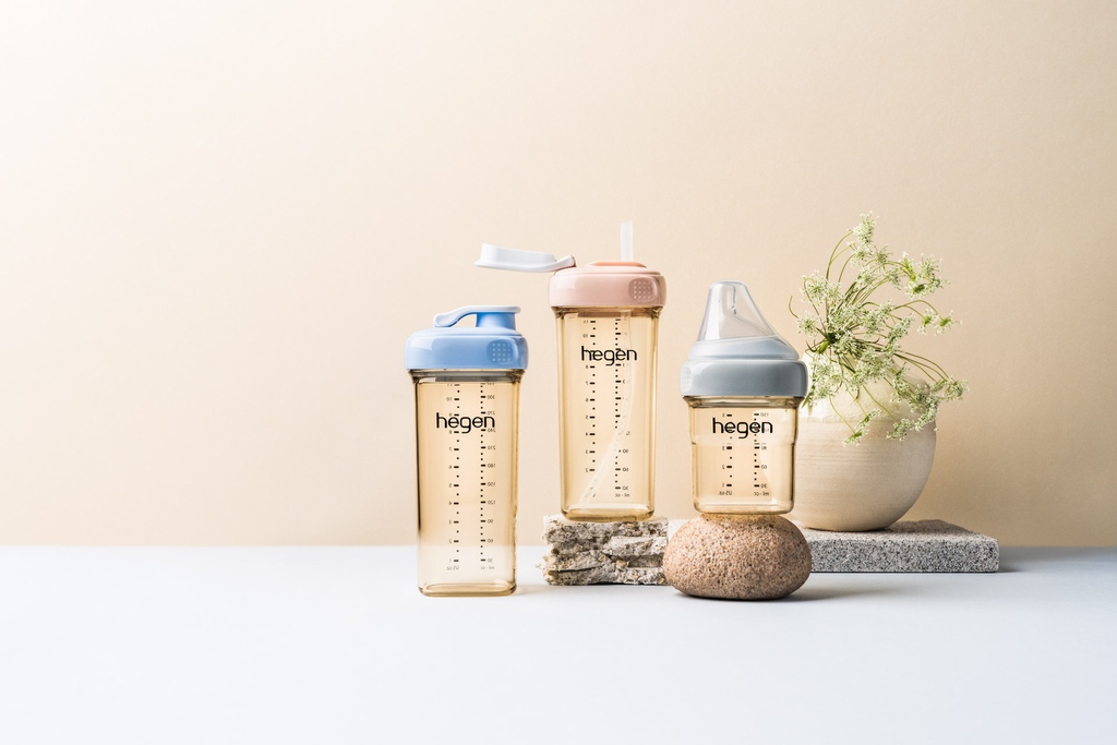 Our bottles are available in a range of sizes, and with easily changeable lids to adapt to all of your feeding and drinking needs! 🍼⁠
⁠
Click the link to find out more about the whole Hegen collection✨

l8r.it/BVcz

#morethanjustabottle #hegenuk #baby #babybottles