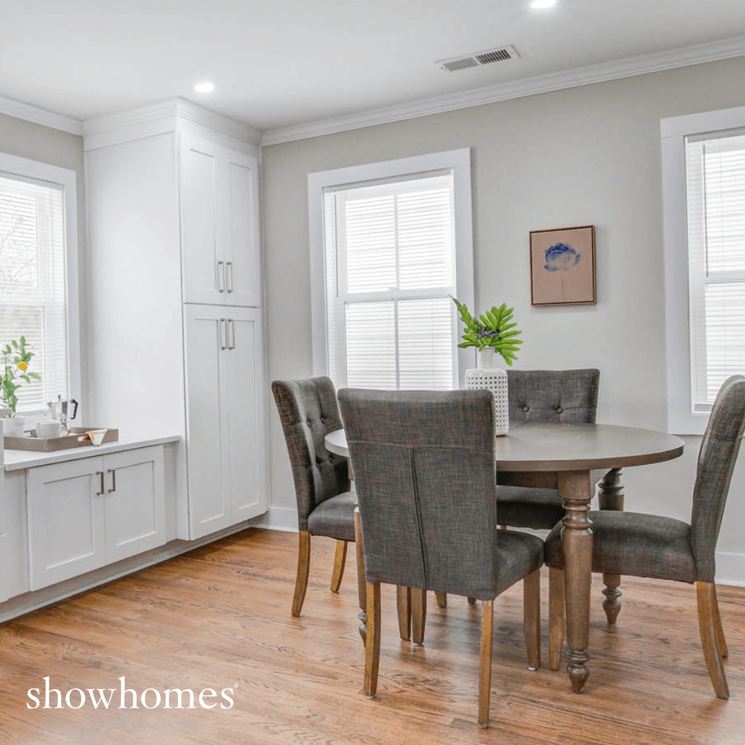 Buyers need to visualize the functionality of a space. Showhomes staging helps buyers conceptualize the spaces to see the function and flow of a room! Showhomes Charleston Staging | Updating | Styling | Consultations & more