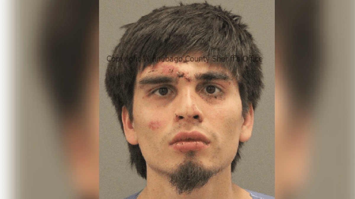 floridanow1's tweet photo. 22 yr old who went of killing spree in Illinois is finally identified. It was a "mass stabbing" spree &amp; no motive.

Suspect Arrested After 4 Killed, 7 Injured in Stabbing Spree  
A man was arrested Wednesday after four people were killed and another seven were injured in a… https://t.co/sRROei27Hp