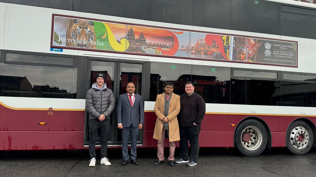 The @incredibleindia campaign on @on_lothianbuses plying prominent routes in #Edinburgh, #Scotland was flagged off by Consul General @kgl123. @VDoraiswami @HCI_London @sujitjoyghosh @MEAIndia @AKChaudhary_IND