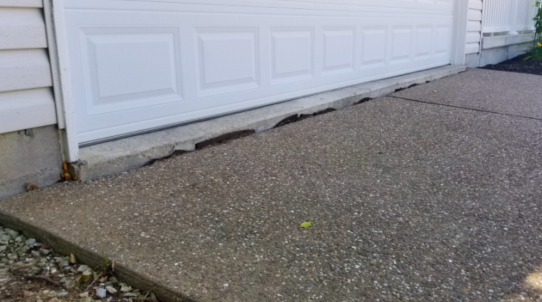 LiftRiteSTL's tweet photo. Why Do Driveways Sink Below Garages? 🤔💡
If you're facing this dilemma, we've got the easy, cost-effective fix you need. Learn more and schedule your free estimate at https://t.co/BpFEZ859Rj
#FixDriveways #ConcreteLeveling #Mudjacking https://t.co/R0GruQvEKw