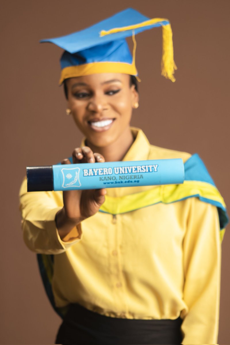 I convocated on the 29th of February and I have been hoarding my performance 😅

B.sc Accounting 
First class Honors (4.72/5.00)
Best Graduating Student, class of 2021
Overall Best Graduating Student in the Faculty of Management Sciences.
Alhamdulillah❤️