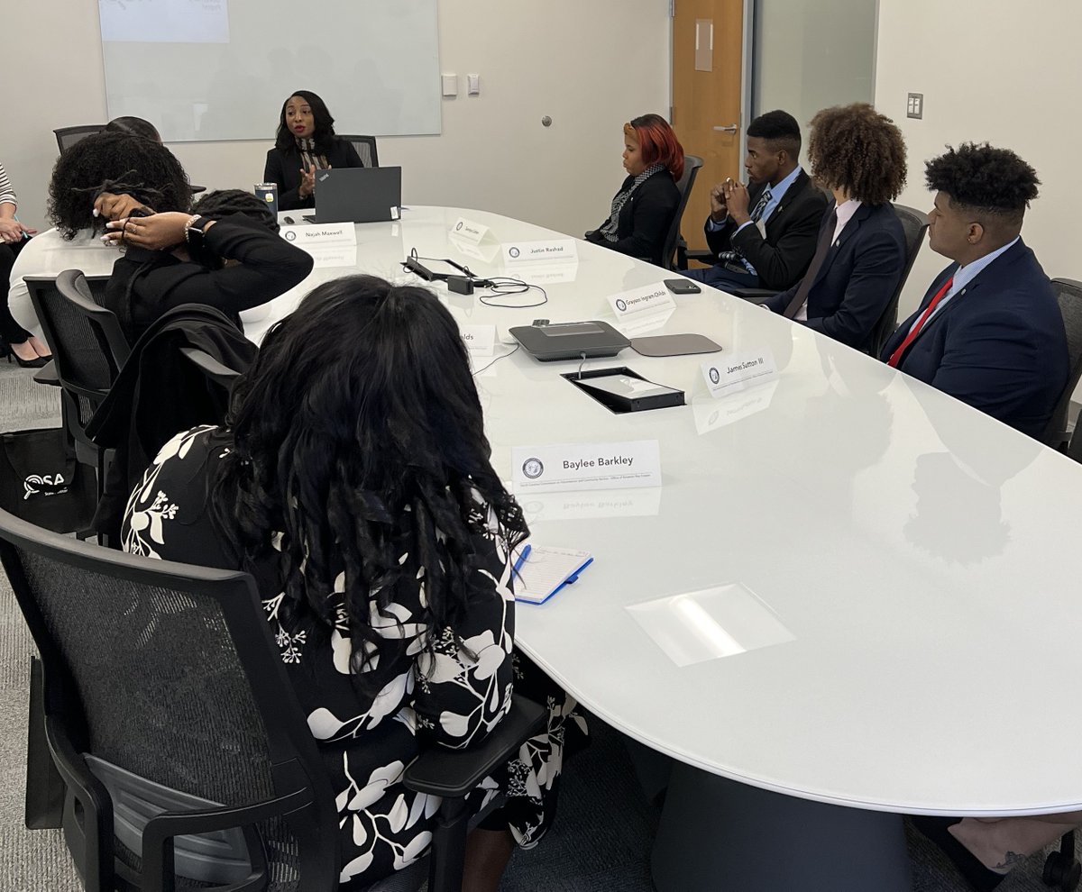 Yesterday, Auditor Holmes welcomed to OSA high school students participating in the Governor’s Boys & Girls Clubs Page Week. The students hailed from all over the state and were engaging, eager to learn, and inquisitive! The OSA thanks each of them for stopping by!