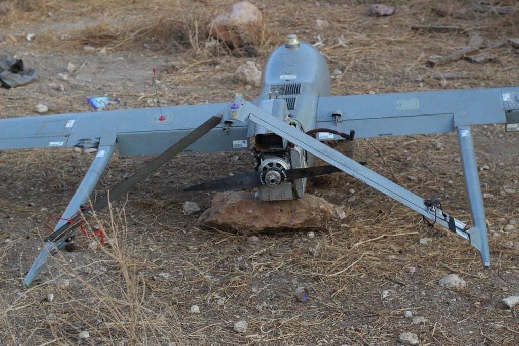 TheDailySomalia's tweet photo. #BREAKING: Al-Shabaab militants have claimed to have taken control of a surveillance drone, the AEROSONDE MK. 4.7 fixed-wing, after it crashed near #Bulobarde town in the Hiran region. https://t.co/IhxFi2Wson