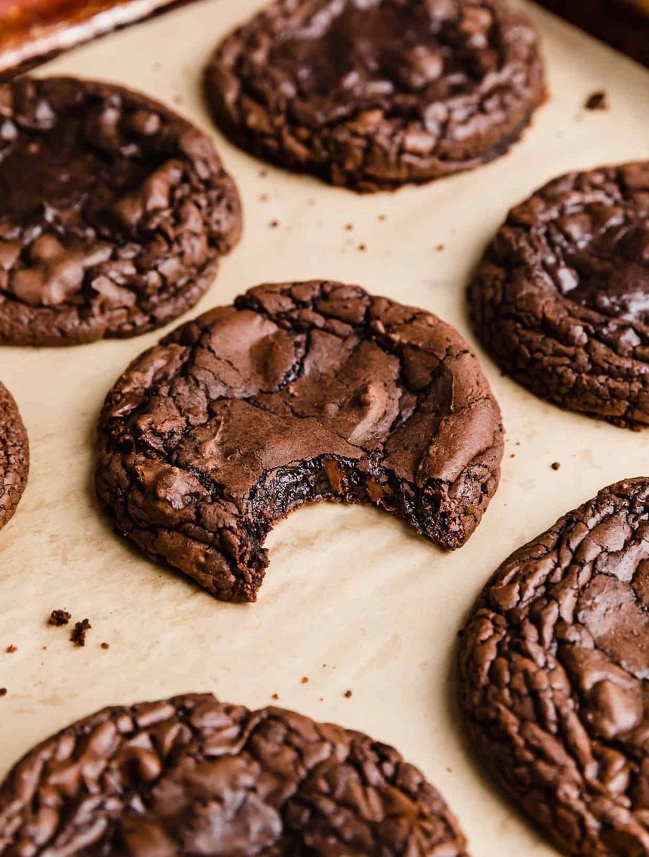 latenightcals's tweet photo. this or that food poll 

 ˗ˏˋ cookie edition ´ˎ˗ 

♡ / ↻ appreciated :) https://t.co/ah09plAT18