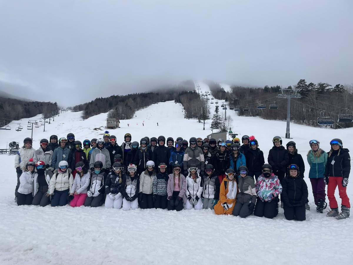 Ski group assemble! Ready for the last day on the slopes after a night at the cinema! #CampdenSki2024
