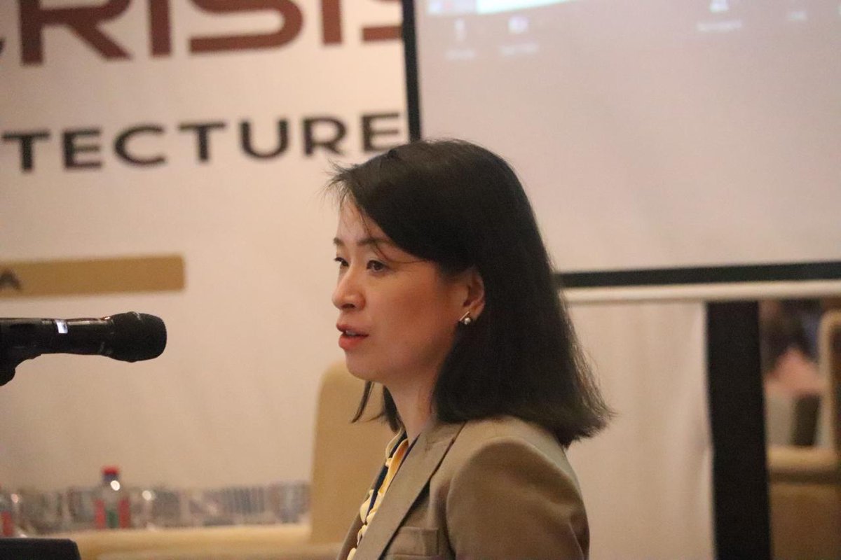 More case studies in this panel chaired by Crystal Simeoni, live at bit.ly/3PHuIO1!
Yan Liang on China-Africa Relationships, 
Howard Stein on a Green African Dev Bank, Raymond Frempong on Debt &amp; Resource Governance in SSA &amp; Brian Kampanje on the country case of Malawi.