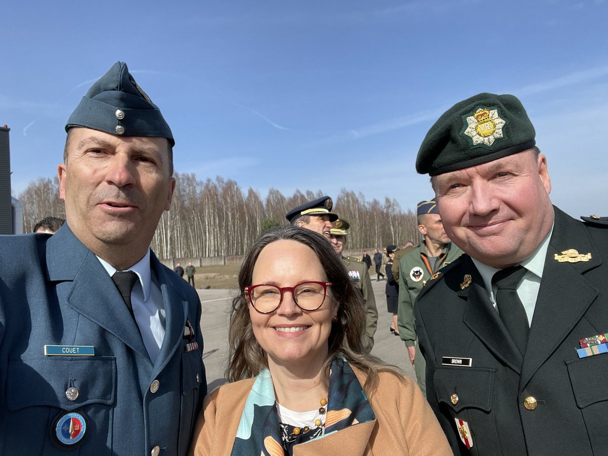 JSautCan's tweet photo. In Šiauliai, #NATO transfer of authority for #Baltic air policing. 

🇨🇦agrees with @LKasciunas “NATO is the strongest alliance in world history”. 

Thank you for your service @NFIU_Lithuania https://t.co/A8YwfY3CNH