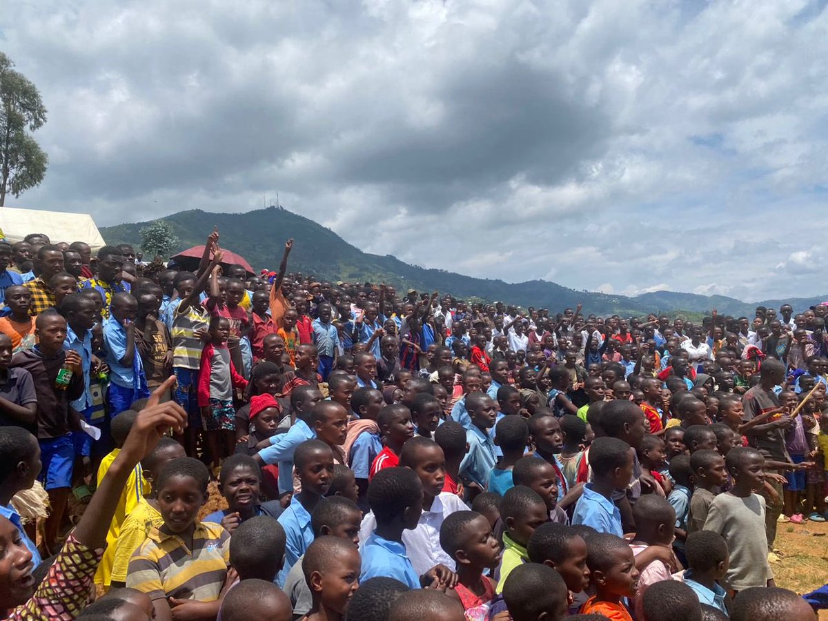 Community outreach on the awareness of the Renewable Energy for Refugees project-Phase 2(RE4R2) in Mahama Refugee camp. #RE4R2 #GreenIsLife <a href="/PA_Rwanda/">Practical Action Rwanda</a> <a href="/KireheDistrict/">Kirehe District</a>