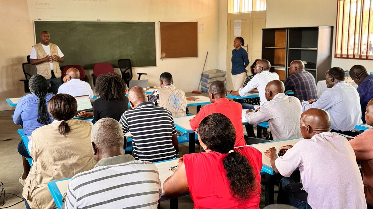 #InvestInWomen 💪🏿👩🏿‍🦱 With the support from @gencat, #EconomicEmpowernment activities for #women and girls in Manhiça are underway 🇲🇿 ! 🫱🏿‍🫲🏾Obrigada 📢Gràcies 🙏🏿Thank you 🫂Gracias #Catalunya !!