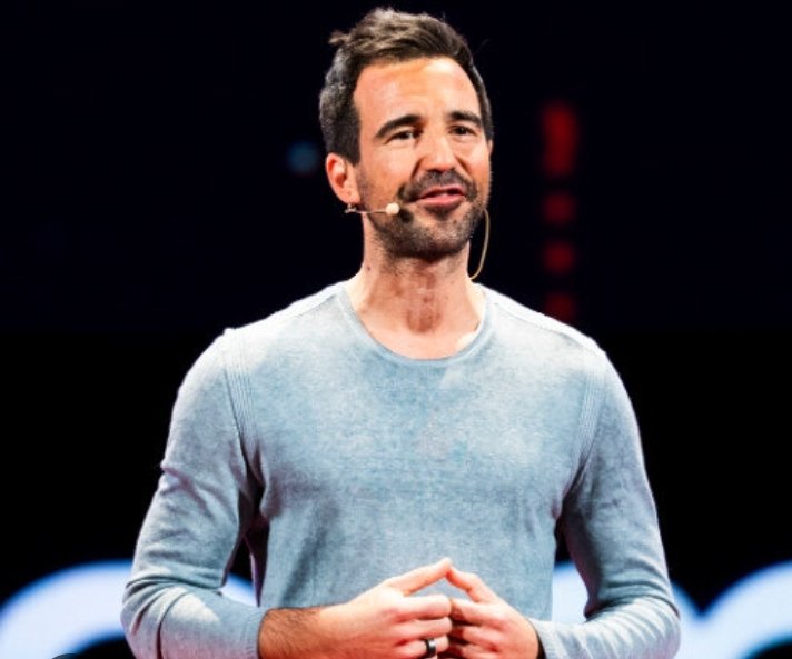 Listen to the most recent episode of The Happy Habit Podcast: 

# 396 - How to spot a narcissist - 

Dr Tomas Chamorro Premuzic 

podcasters.spotify.com/pod/show/mathi…