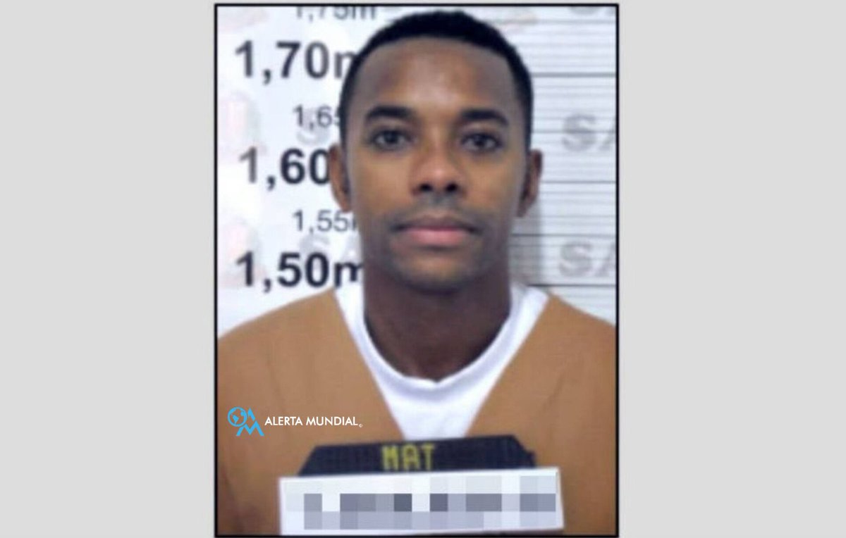 AlertaMundoNews's tweet photo. 🇧🇷🚨 | Divulgan la primera imágen de Robinho, condenado a 9 años por violación, en el interior de la Penitenciaría de Tremembé (SP). https://t.co/mme4K4DOrN