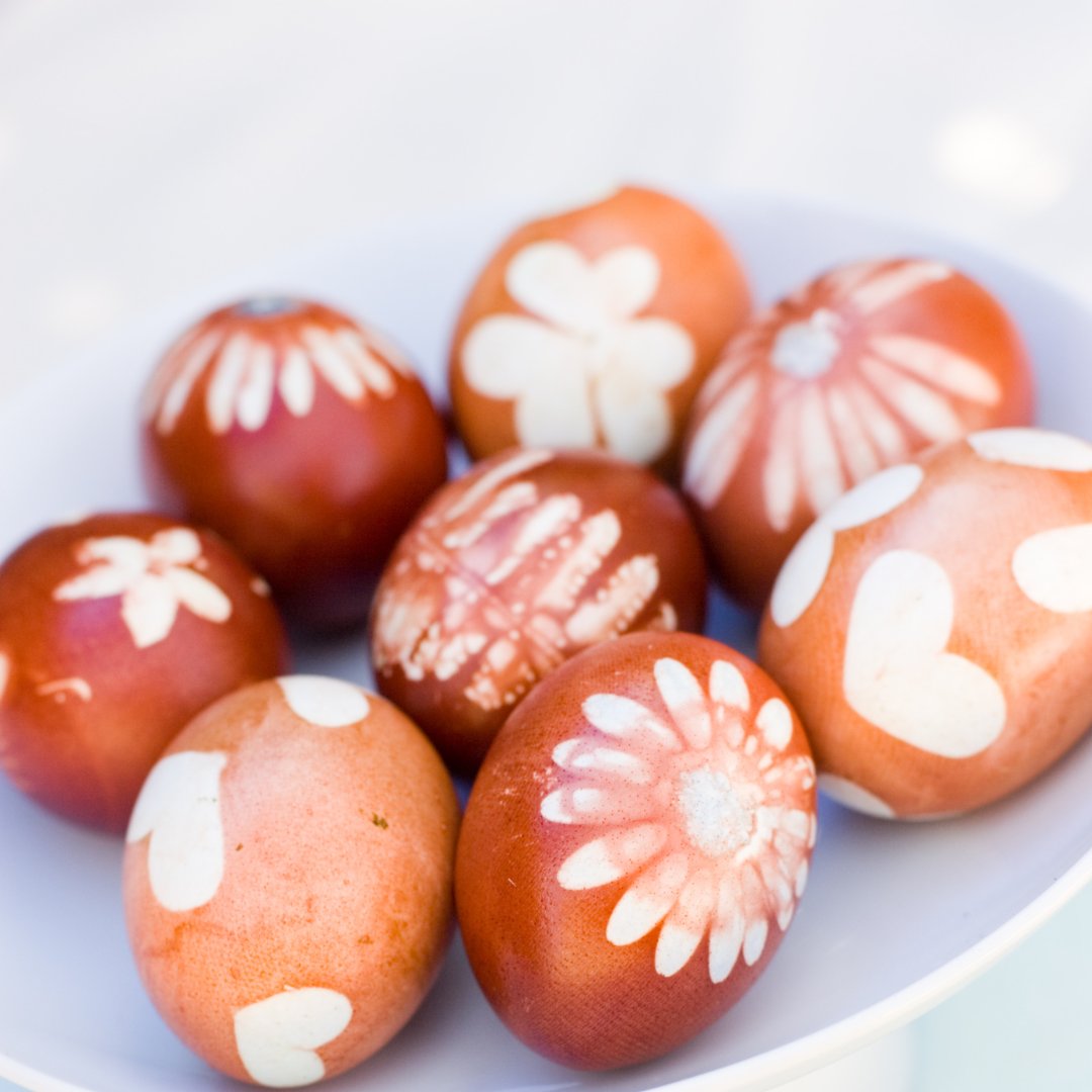 ChimneySheep's tweet image. Holidays seem to revolve around buying &amp;amp; consuming. We're not going to tell you not to do this, but we want to get the message across about having a sustainable Easter. Get out in the lovely Easter weather &amp;amp; HAVE FUN! 
#consumeless #reducewaste #sustainableliving #ClimateCrisis