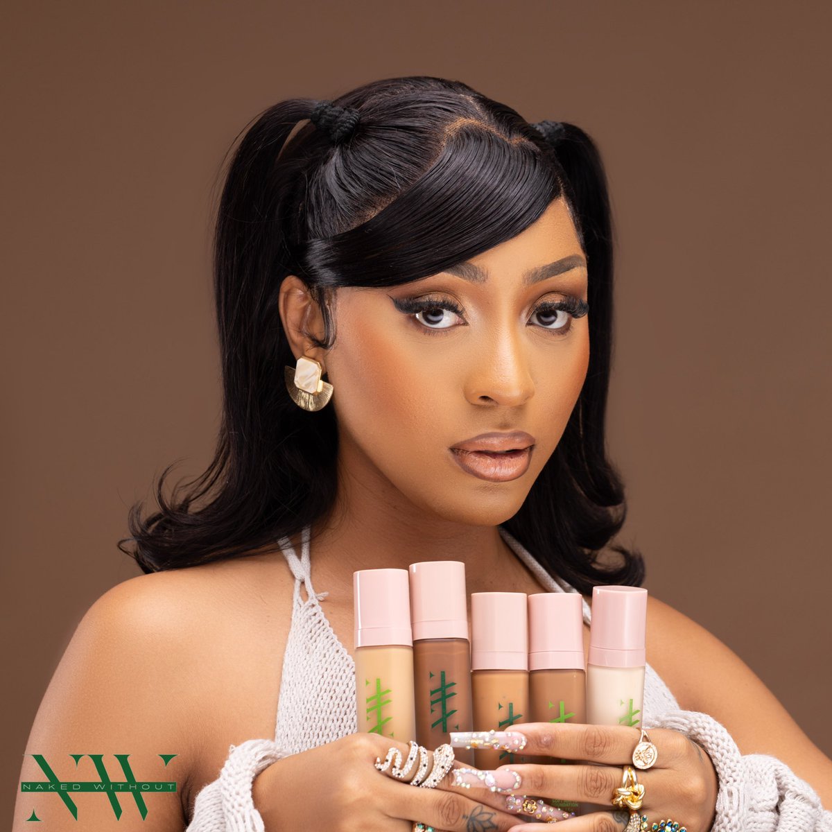 Nadia_nakai's tweet photo. Heeeeey Beautiful!!!! You have to try our full coverage Foundation and Concealer! 

Available now at the @weare_egg Rosebank mall branch!!! 💕 

Enjoy babies! 😘

Foundation- R350.00
Concealer- R199.00 https://t.co/16mhMbKTT8