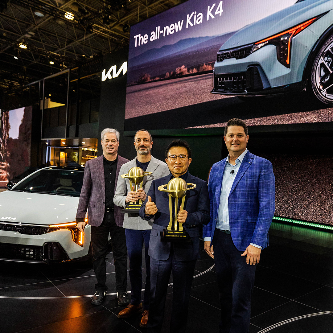 Meet the sedan showstoppers: the all-new Kia K4 and Kia K5. #NYIAS #NYAutoShow #KiaK4 #KiaK5