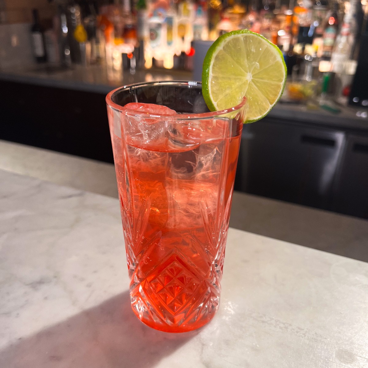 PizzaExpress's tweet image. Come enjoy a Spring spritz with us ✨

Our brand new cocktail, the Raspberry Cosmo Spritz, is made up of 42 Below Vodka, fruity raspberry liqueur, cranberry, and is topped with a splash of lemonade 😋. 

See you soon? Thursday is the new Friday, after all.

#SpringMenu