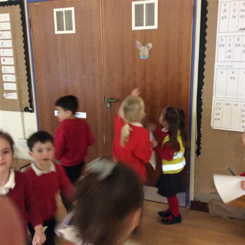 Reception have been on an Easter hunt, they had to look for Easter pictures to lead them to the eggs...