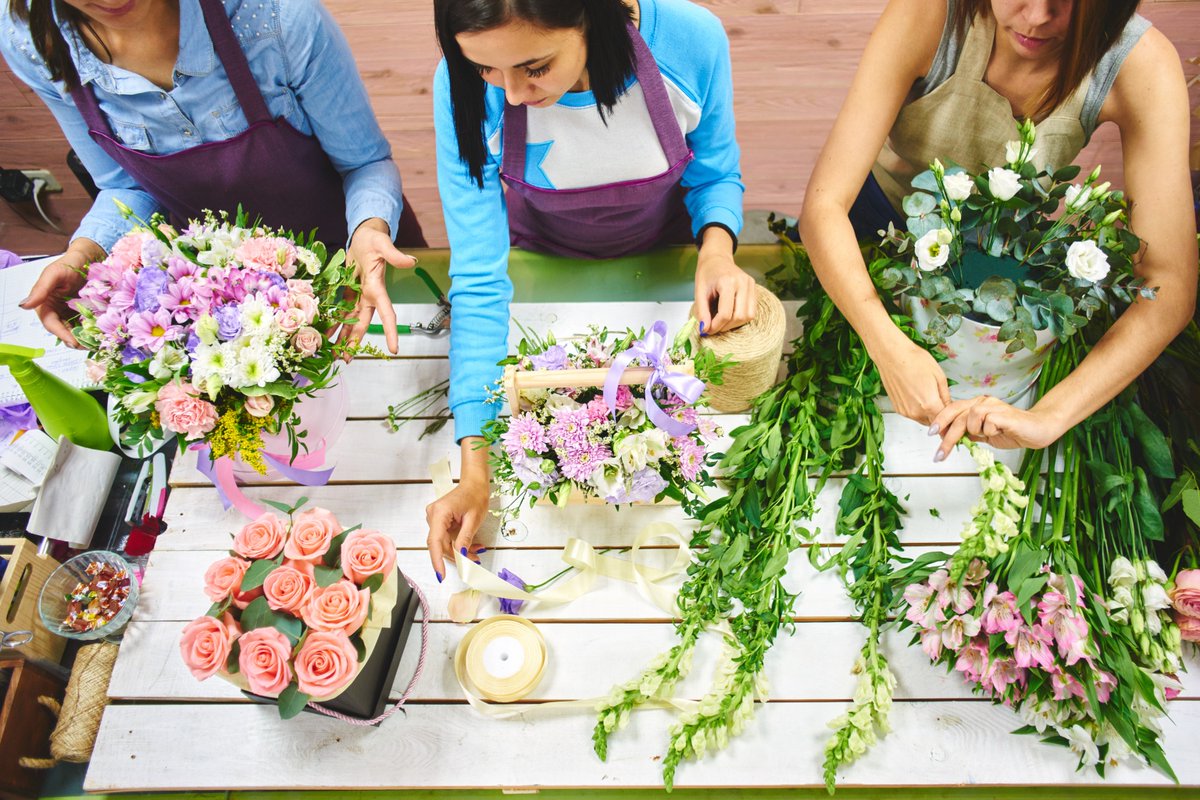 Sign up now for our Saturday Floristry Workshops!
ow.ly/xJQF50QT2yy
#SaturdayClasses #AdultCourse #FloristryWorkshop