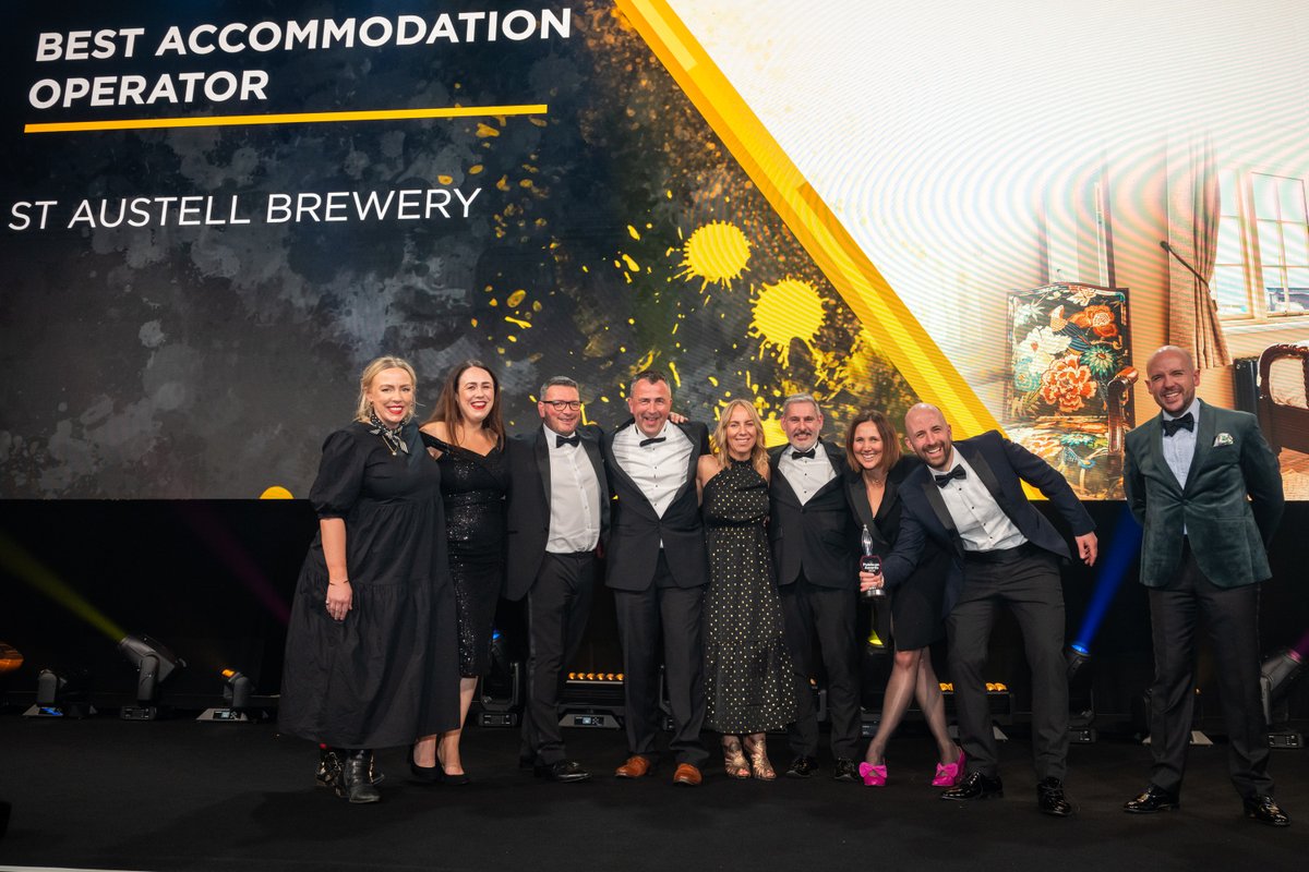 We're so proud to have been recognised at last night's #PublicanAwards winning the award for Best Accommodation Operator. Read the full story here: staustellbrewery.co.uk/about-us/our-b… @morningad