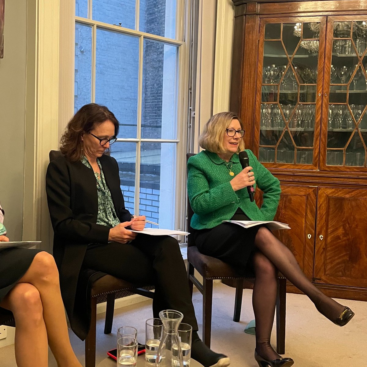 Deputy HC Elisabeth Bowes PSM joined @TheBFPG on Tuesday for a panel alongside representatives from @RUSI_org and @TheD_Group to discuss the trends shaping geopolitics in 2024, recognising that the security and prosperity of the Euro-Atlantic and Indo-Pacific are inseparable.