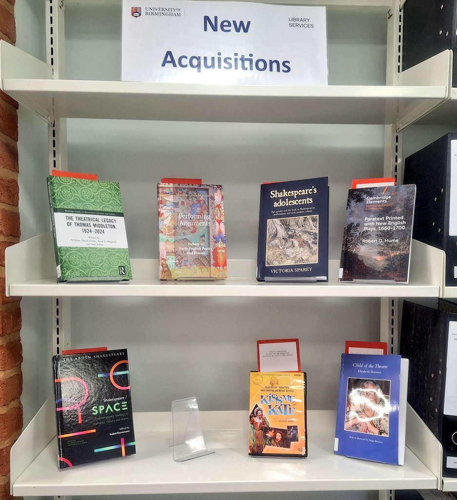 I've always wanted to see my book displayed in the @ShakesInstLib @ShakesInstitute 🥲