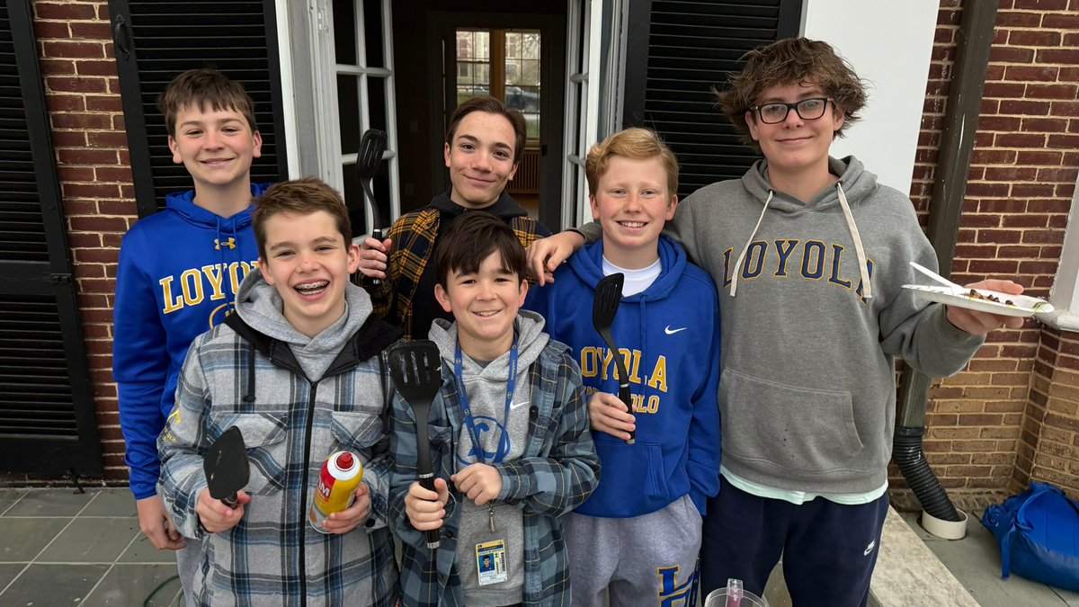 Yesterday morning, the Lumberjack Club gathered once again to serve nearly 400 pancakes in 40 rainy minutes on the final day before spring break. Pictured here are the “Board of Flapjacks” who cooked all of the pancakes for the line of hungry Dons.