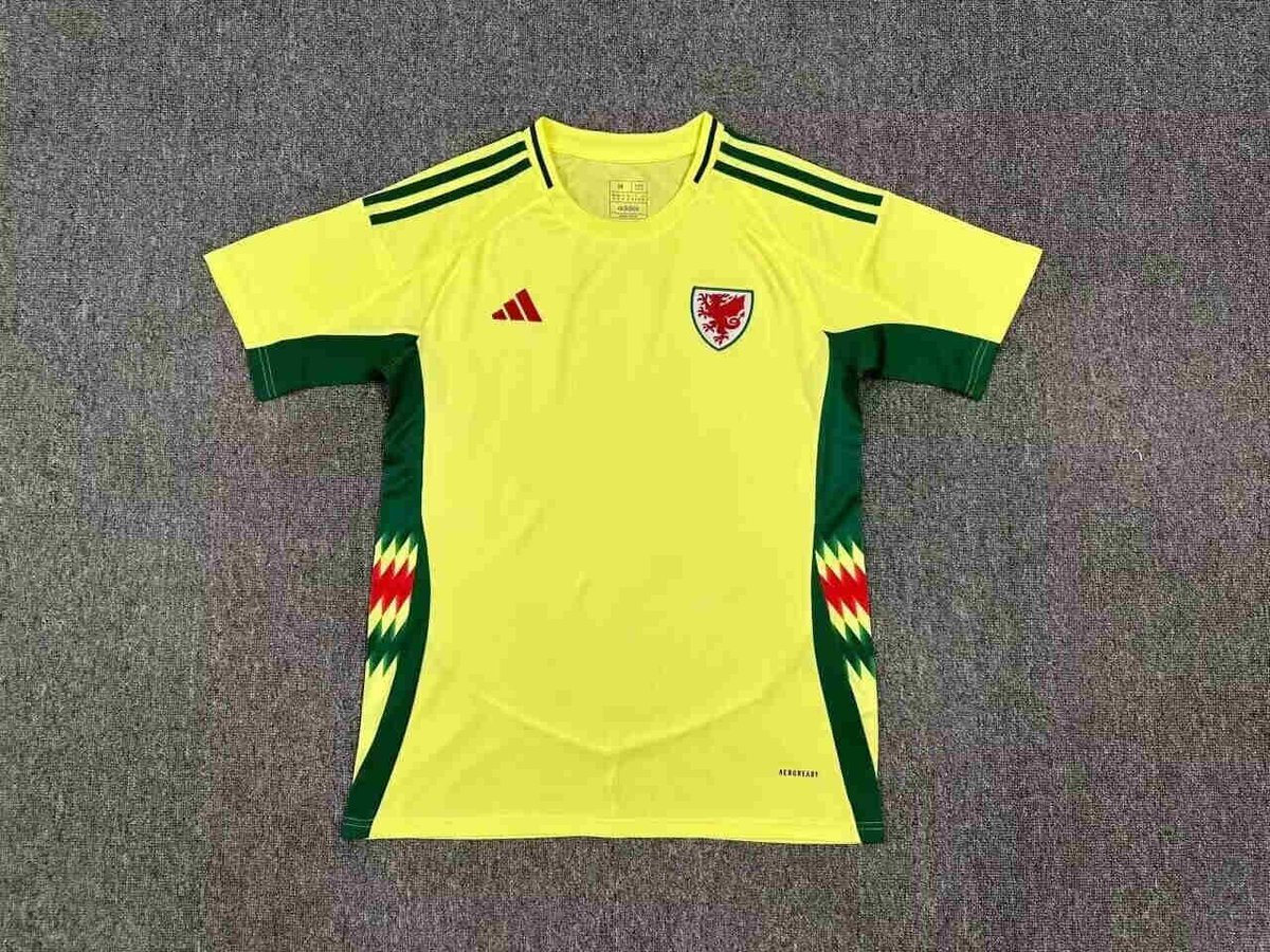 Wales 2024/25 Shirts 👀 £20 Each Or 2 For £32 using code ‘zed10’ !!! DM For New Site Link 📥