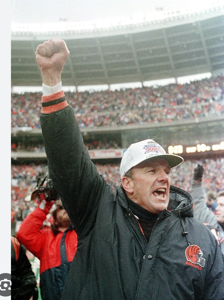 SamWycheNews's tweet photo. Good Morning!

Make it a great day!

Coach Wyche https://t.co/FhnXjz0tPy