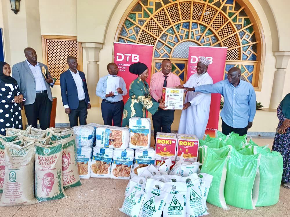 During the handover Sheik Shaban Mubaje also  urges Muslims and Ugandans at large to work instead of following deviceve forces.

#DTBRamadanKareem
#RamadanKareem   #BankWithUsBankOnUs