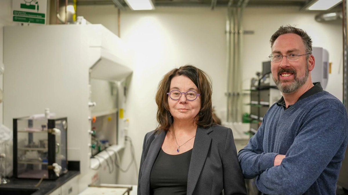 #UWaterloo researchers are launching a new battery research centre that will play a crucial role in developing the electric vehicles of tomorrow. 🚗🔋 More: bit.ly/3x7AJgw | #UWaterlooNews