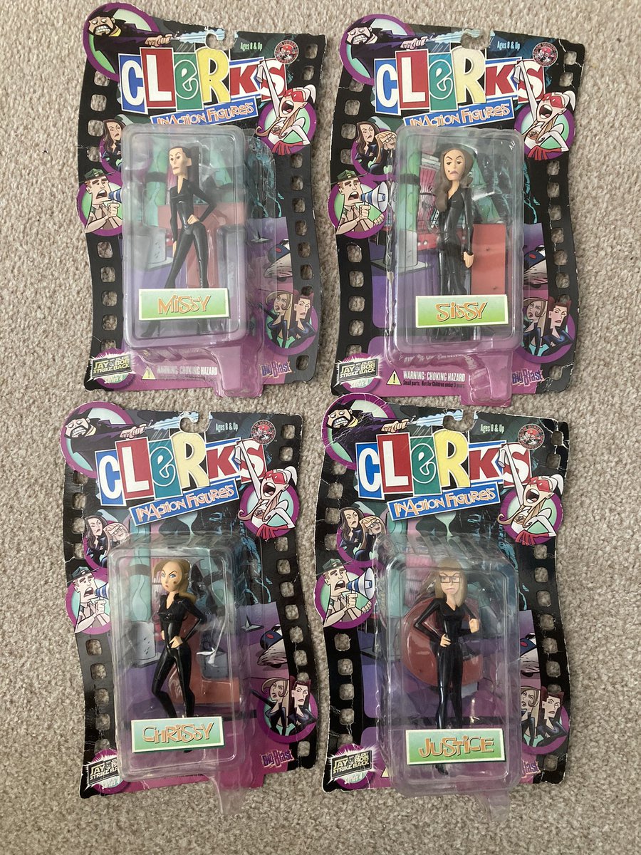 A really random pickup today between appointments! I didn’t even know that this line existed before getting home and researching. Any Clerks fans about the place?? #ACTIONFIGURES #KevinSmith