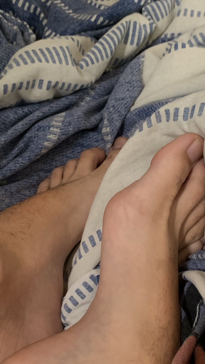 Fetishforfeets's tweet photo. Good morning with my Amazon wish list: https://t.co/QfuRzJJZjr

#FOOTFETİSH #feet #feetfetiche #vendopack #PES https://t.co/Zmg7FSbwpV