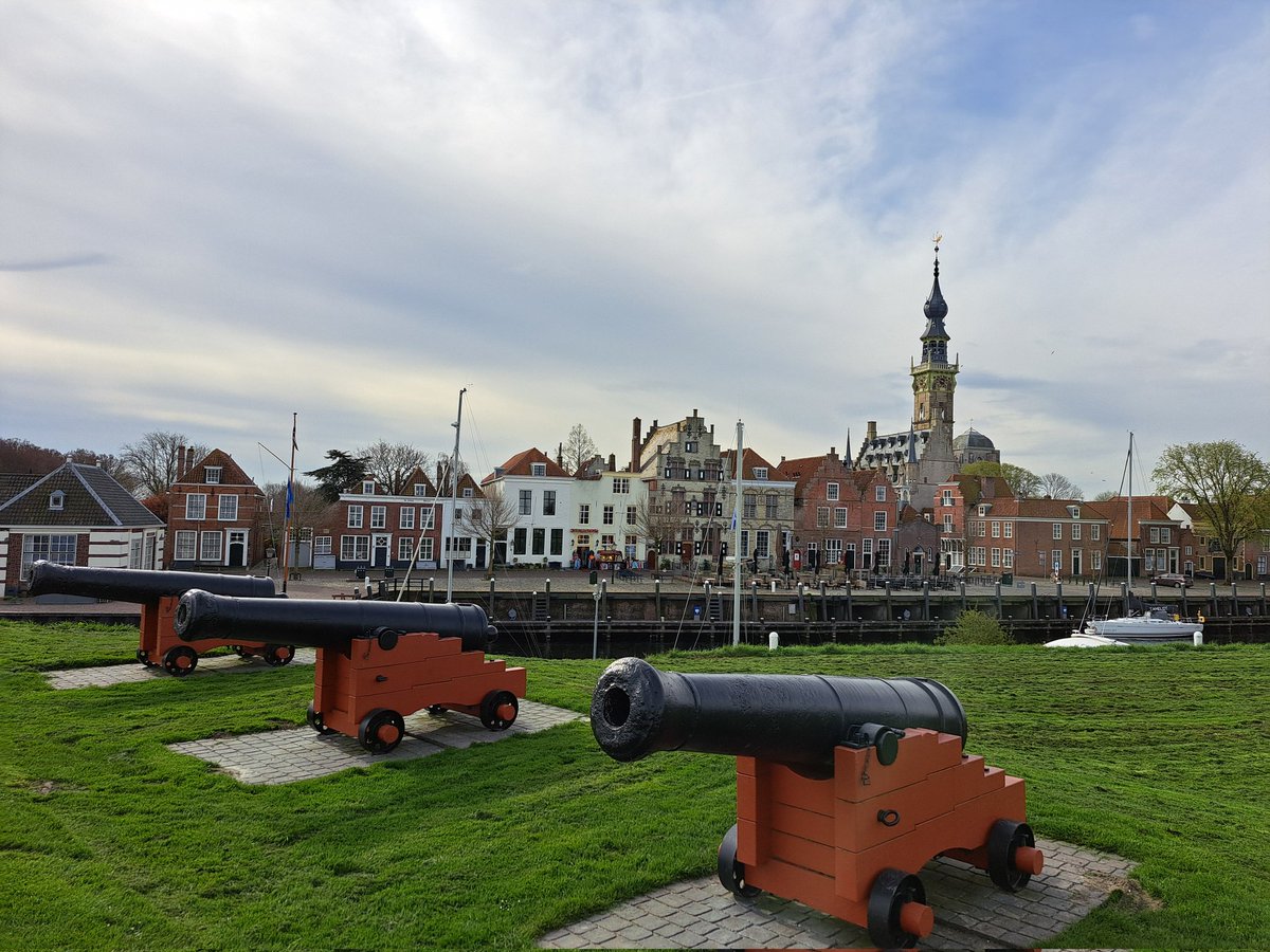 Finally on the last leg of my long drive to/from the amazingly charming #Veere in the Netherlands, delivering the Scottish Diaspora Tapestry.