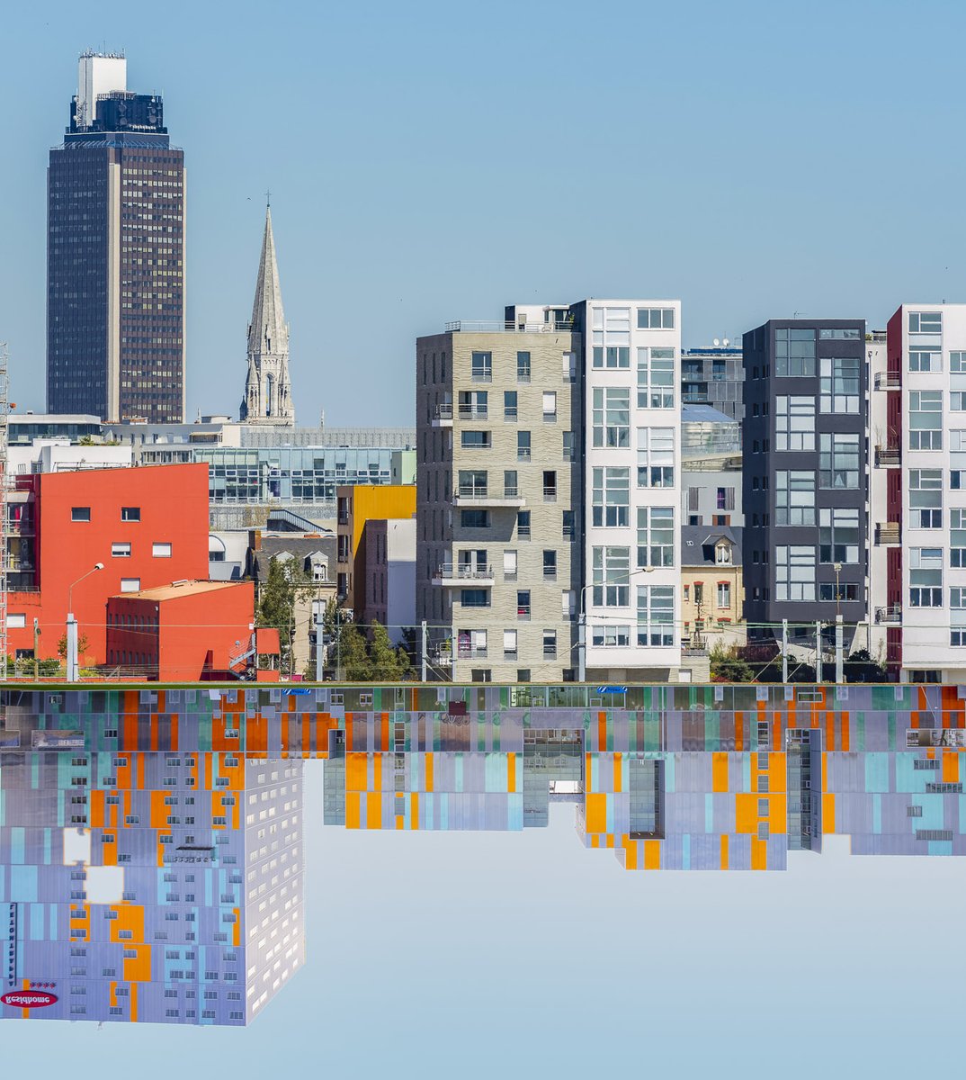 Les vrais faux reflets de #Nantes <a href="/nantesfr/">Ville de Nantes</a>