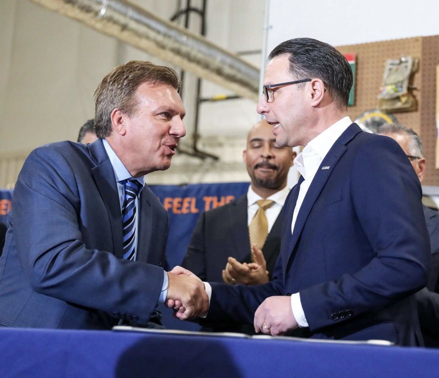 maLiUNA's tweet image. Proud to partner with @GovernorShapiro to create construction apprenticeship and job opportunities for Pennsylvania residents through his #projectlaboragreement directive. Thank you Governor Shapiro for leading more #PA workers into the middle class 

📷: @ButlerEagle
