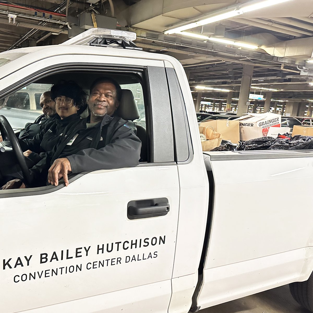 Celebrating #WomensHistoryMonth with style. Yesterday, #TeamKBHCCD filled a whole truck 🚚 with women's, men’s and children's clothing donations for @DallasLIFE! What a strong finish to the month! 💪👏