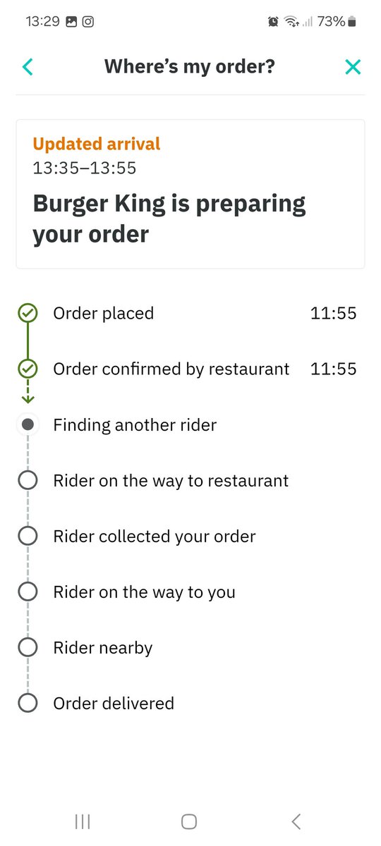 SociallyAwksBea's tweet photo. @DeliverooHelp @Deliveroo I've been waiting almost 2 hours for my food. At this point I've tried to cancel it so I can find somewhere else to eat. This is ridiculous. https://t.co/av6rvYRujT