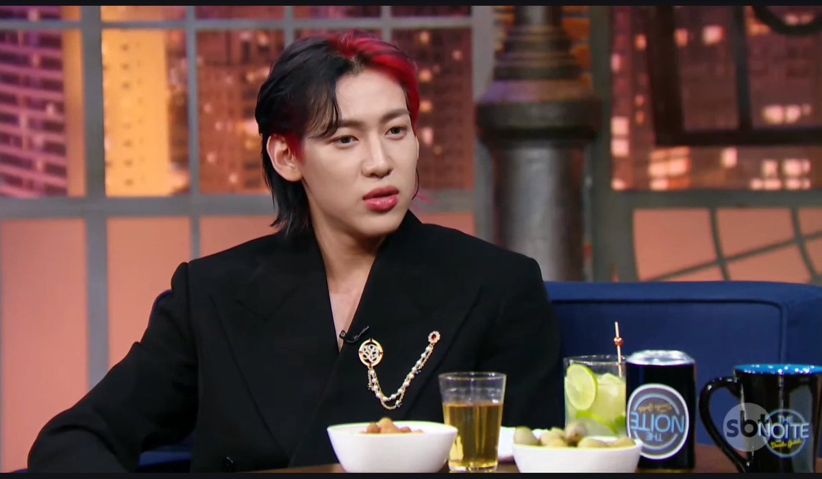 "você sabe o que é fofoqueiro bambam? não"