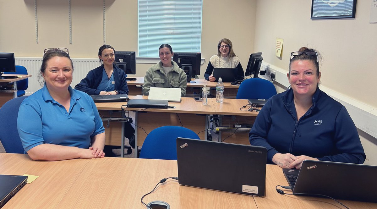 Today some of our Newly Qualified Adult Nurses working in North Ayrshire attended a supported #flyingstart session with PEF Pamela Angelini at ACH Training Centre. Some specialist speakers will present this afternoon accompanied by Fiona Faulds our CNM. Happy faces at work